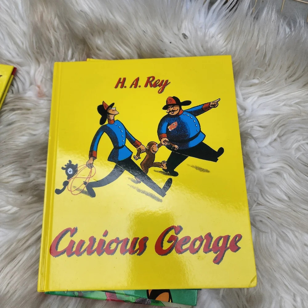 Curious George Book bundle NEW - Picture 10 of 14